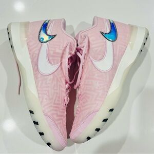 Men’s 10.5 Zoom LeBron shoes